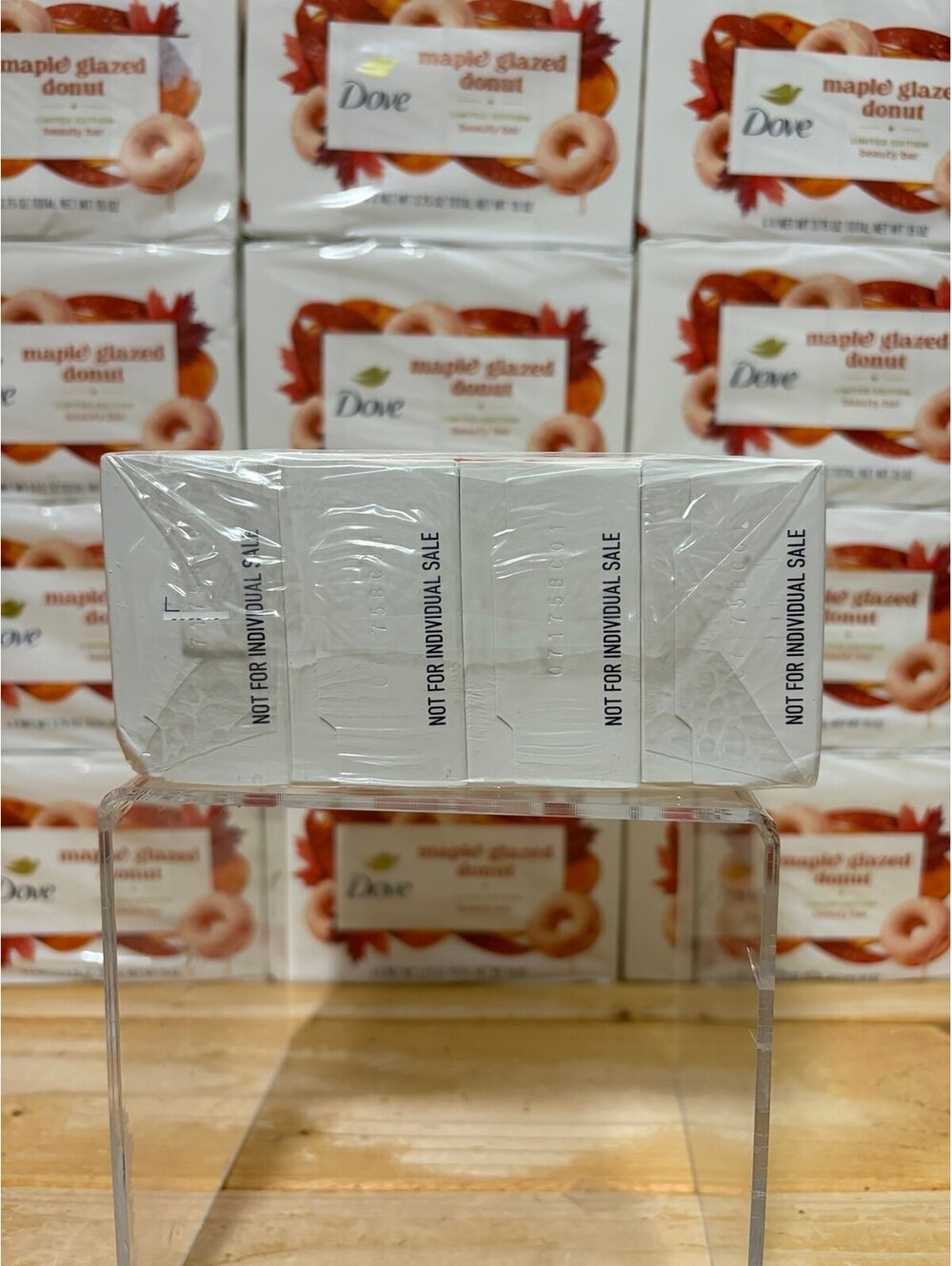 Dove Limited Edition Holiday Treat Bar Soaps Maple Glazed Donut 4-Pack 15oz NEW - Picture 5 of 6